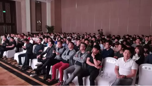 1493692775394558.png blob.png